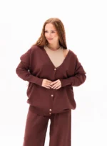 Luxury Brown Winter Outfit - Image 4