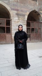 Embroidered black abaya - Image 5
