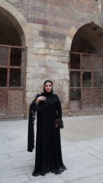 Embroidered black abaya - Image 4
