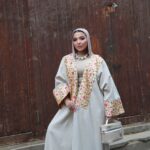 Embroidered linen kaftan